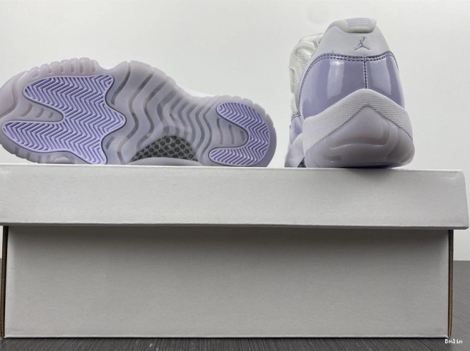 Bmlin Shoes AH7860-101 Violet Air 11 Low Jordan WMNS Pure 0801